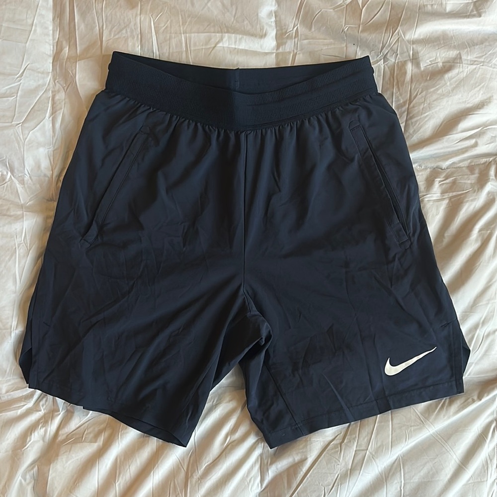 Nike Men's Black Sports Shorts